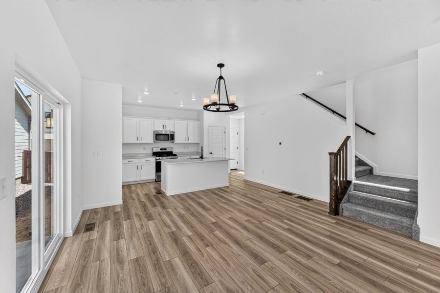 Spacious, unfurnished interior of a new home in Farmlore, Brighton (Image 10).