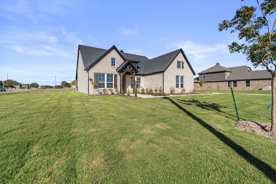 Image 41 of a home in Fannin Ranch.