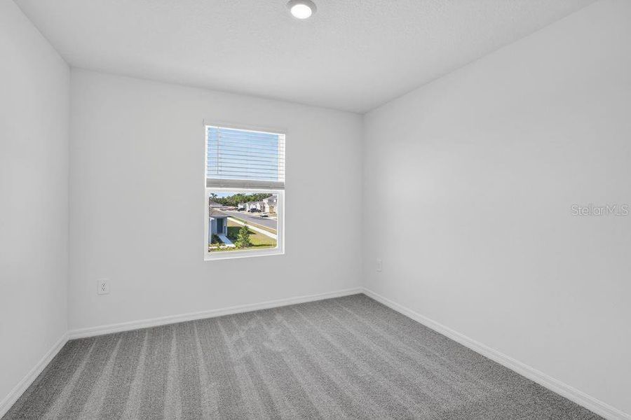 Spacious, unfurnished interior of a new home in Palm Wind, Hudson (Image 23).