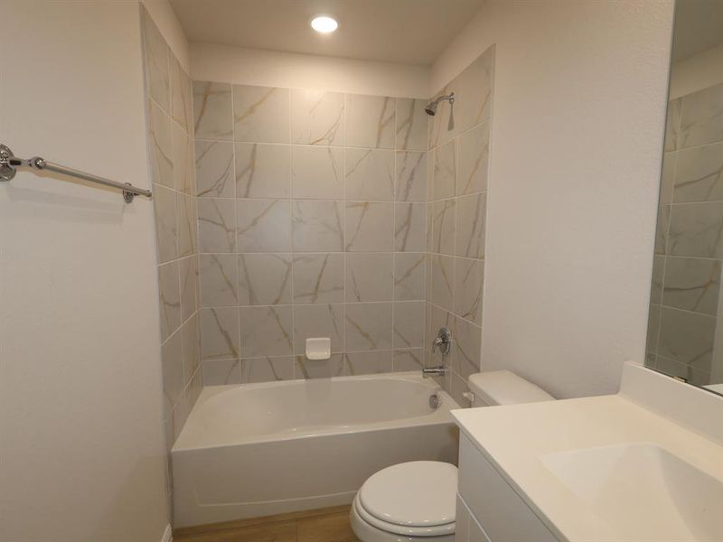 Furnished interior view inside a new home in Sanderos, Fort Worth (Image 6).