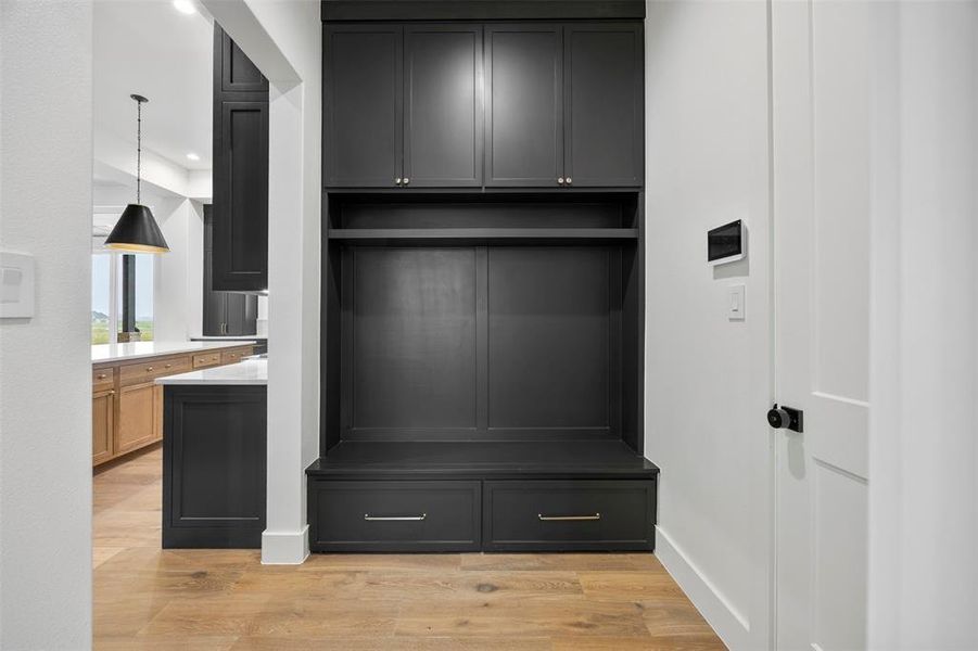 Furnished interior view inside a new home in , Waxahachie (Image 15).