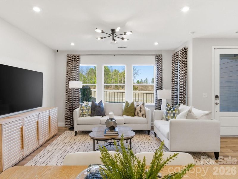 Anne Model Photo Anne Model Photo