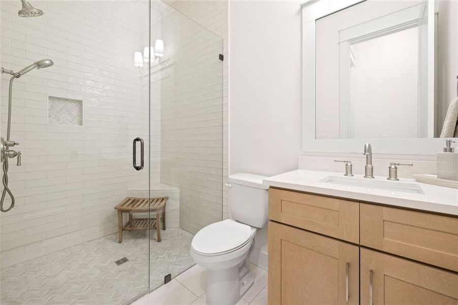 Furnished interior view inside a new home in , Dawsonville (Image 50).