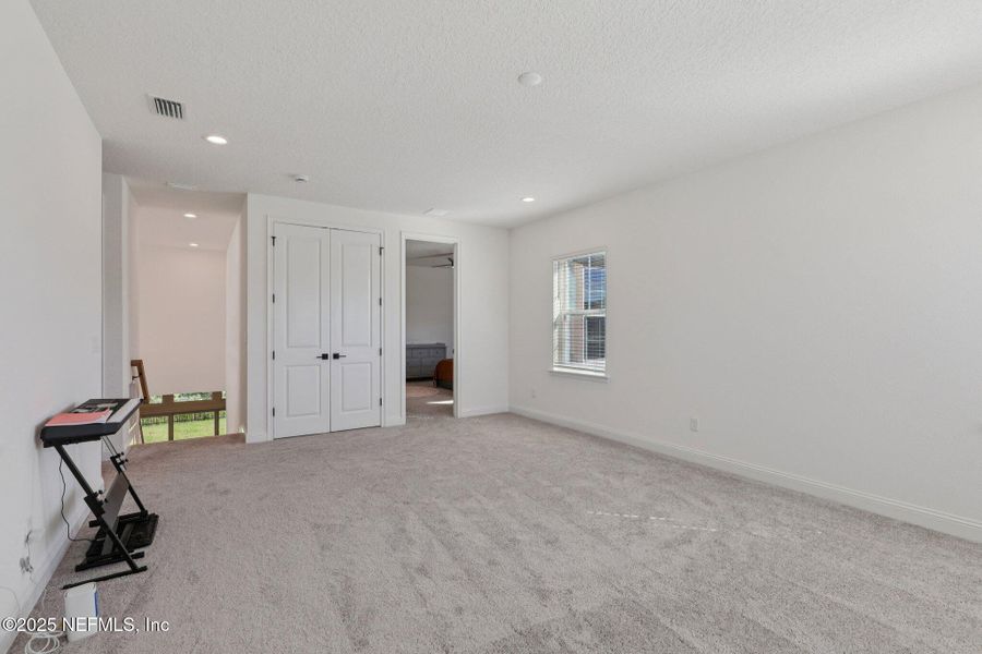 Spacious, unfurnished interior of a new home in Tamaya, Jacksonville (Image 62). Spacious, unfurnished interior of a new home in Tamaya, Jacksonville (Image 62).