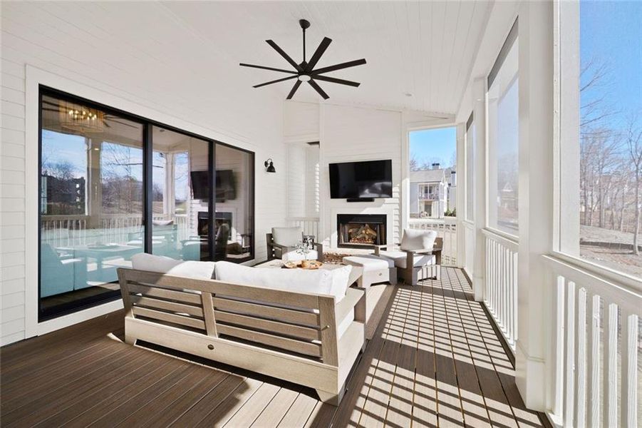 Image 70 of a home in .