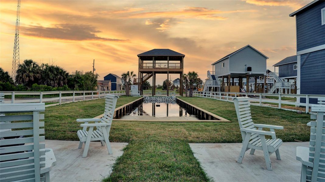 Community amenities in , Bolivar Peninsula (Image 47).