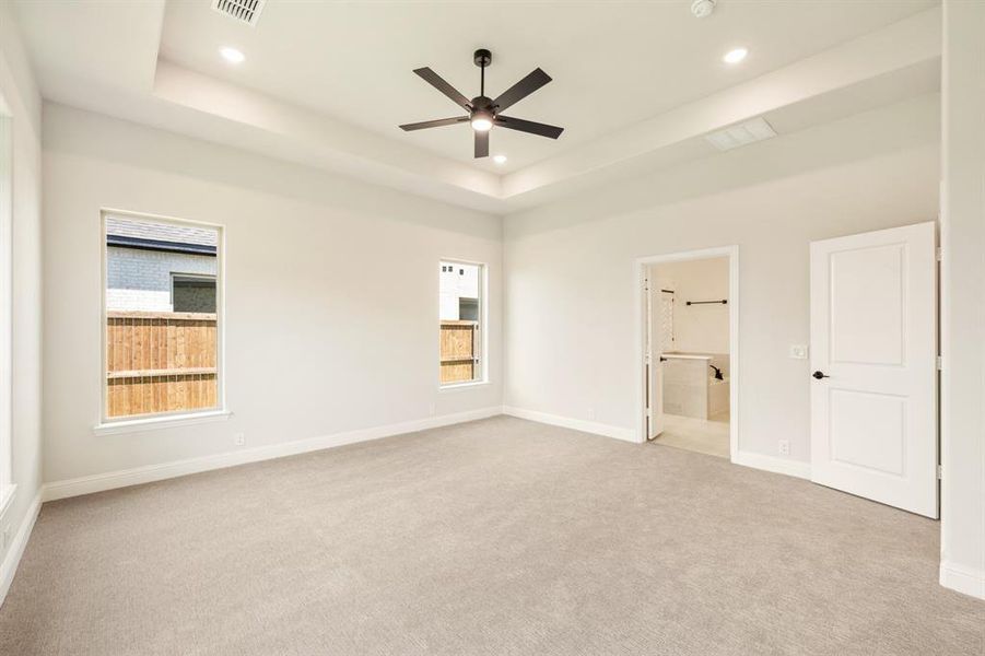 Spacious, unfurnished interior of a new home in Somerset Classic 70s & 80s, Mansfield (Image 15). Spacious, unfurnished interior of a new home in Somerset Classic 70s & 80s, Mansfield (Image 15).
