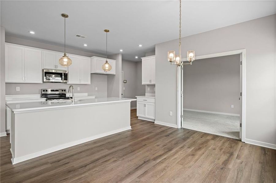 Furnished interior view inside a new home in Crossvine Estates, Braselton (Image 11).