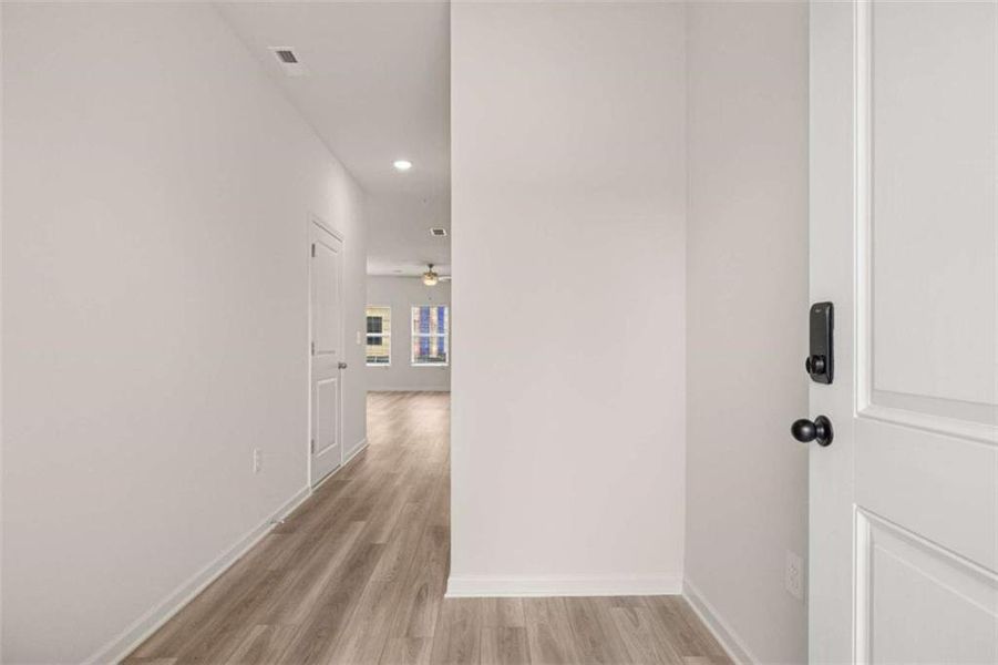 Spacious, unfurnished interior of a new home in , Jonesboro (Image 12).