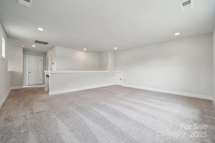 Spacious, unfurnished interior of a new home in Cannon Manor, Kannapolis (Image 21).