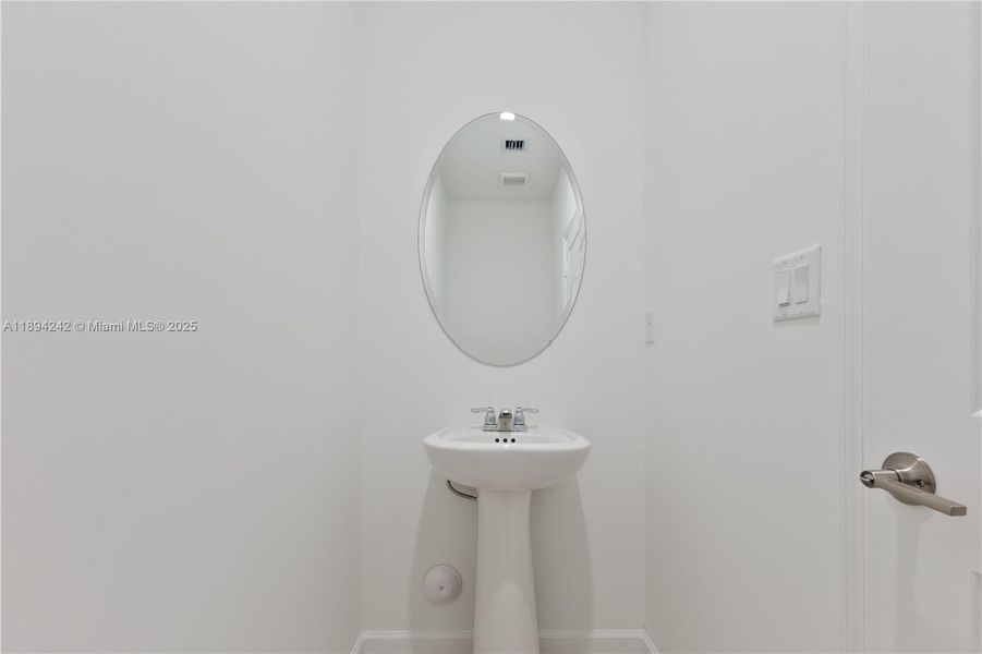 Image 42 of a home in . Image 42 of a home in .