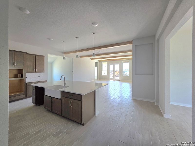 Image 29 of a home in The Heritage at Saddlebrook Ranch 70's.