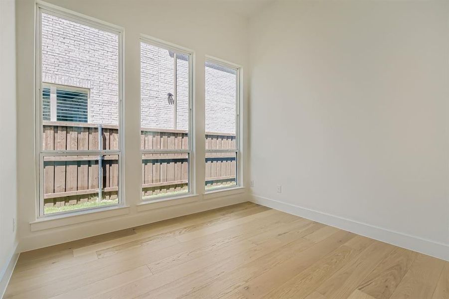 Spacious, unfurnished interior of a new home in Star Trail - 55s, Prosper (Image 21). Spacious, unfurnished interior of a new home in Star Trail - 55s, Prosper (Image 21).