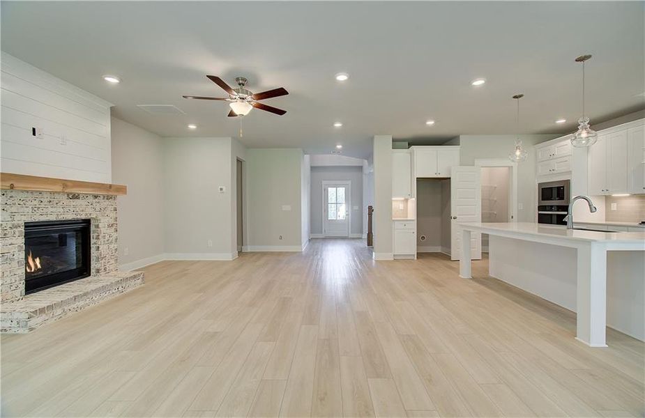 Spacious, unfurnished interior of a new home in , Senoia (Image 24).