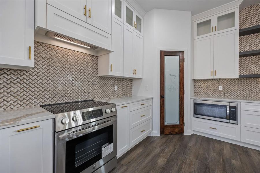 Furnished interior view inside a new home in , Athens (Image 9). Furnished interior view inside a new home in , Athens (Image 9).