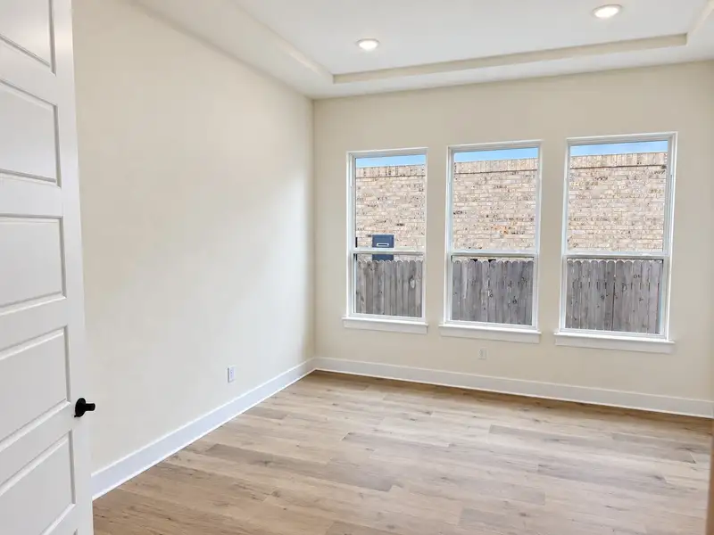 Spacious, unfurnished interior of a new home in Santa Rita Ranch, Liberty Hill (Image 19). Spacious, unfurnished interior of a new home in Santa Rita Ranch, Liberty Hill (Image 19).