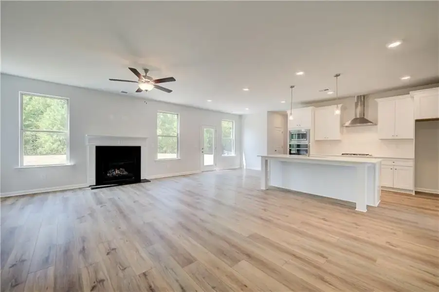 Spacious, unfurnished interior of a new home in Brighton, Locust Grove (Image 35).