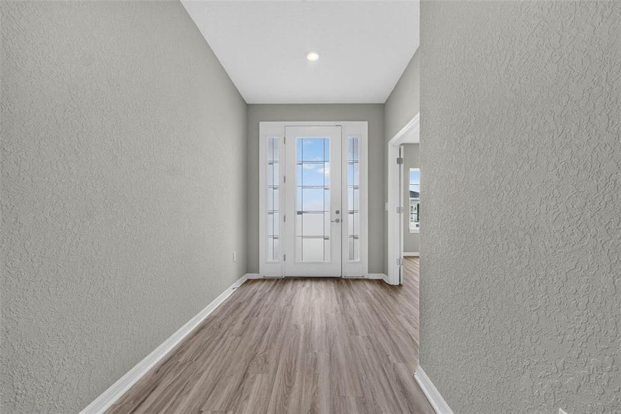 Spacious, unfurnished interior of a new home in , Davenport (Image 59).