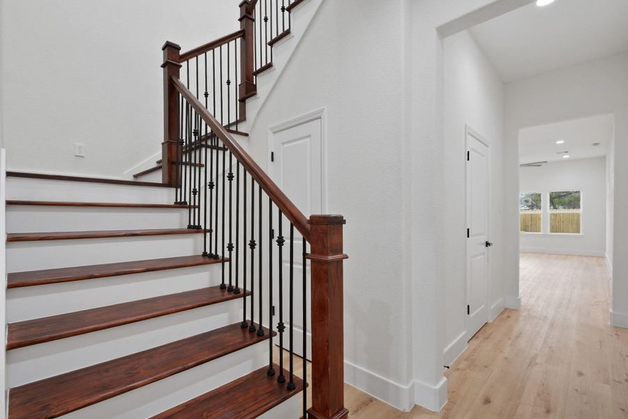 Spacious, unfurnished interior of a new home in , Houston (Image 16). Spacious, unfurnished interior of a new home in , Houston (Image 16).