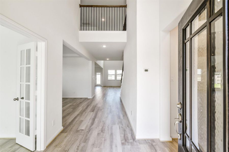 Spacious, unfurnished interior of a new home in Stone Creek Ranch, Hockley (Image 31). Spacious, unfurnished interior of a new home in Stone Creek Ranch, Hockley (Image 31).