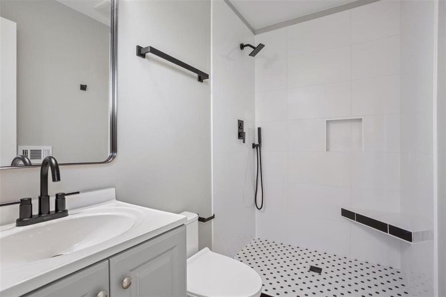 Furnished interior view inside a new home in , McGregor (Image 9).
