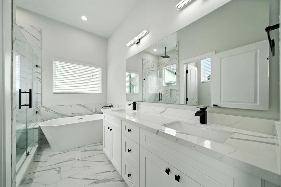 Pictures used for demonstration purposes. Please inquire about final selection.