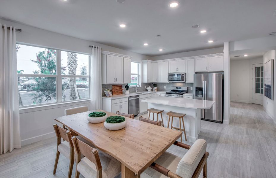 Café, perfect for entertaining