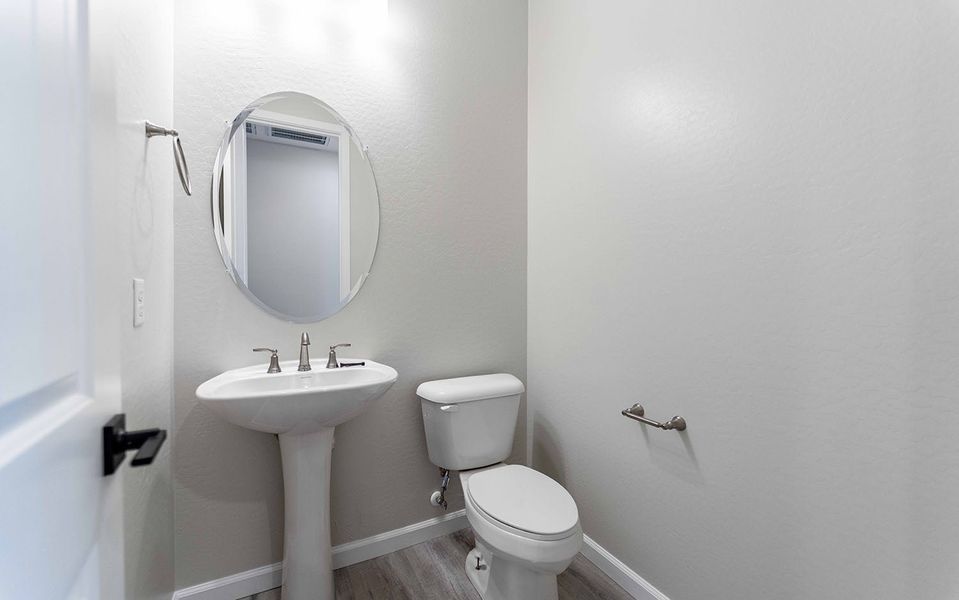 Furnished interior view inside a new home in Heritage Pointe, Chino Valley (Image 10).