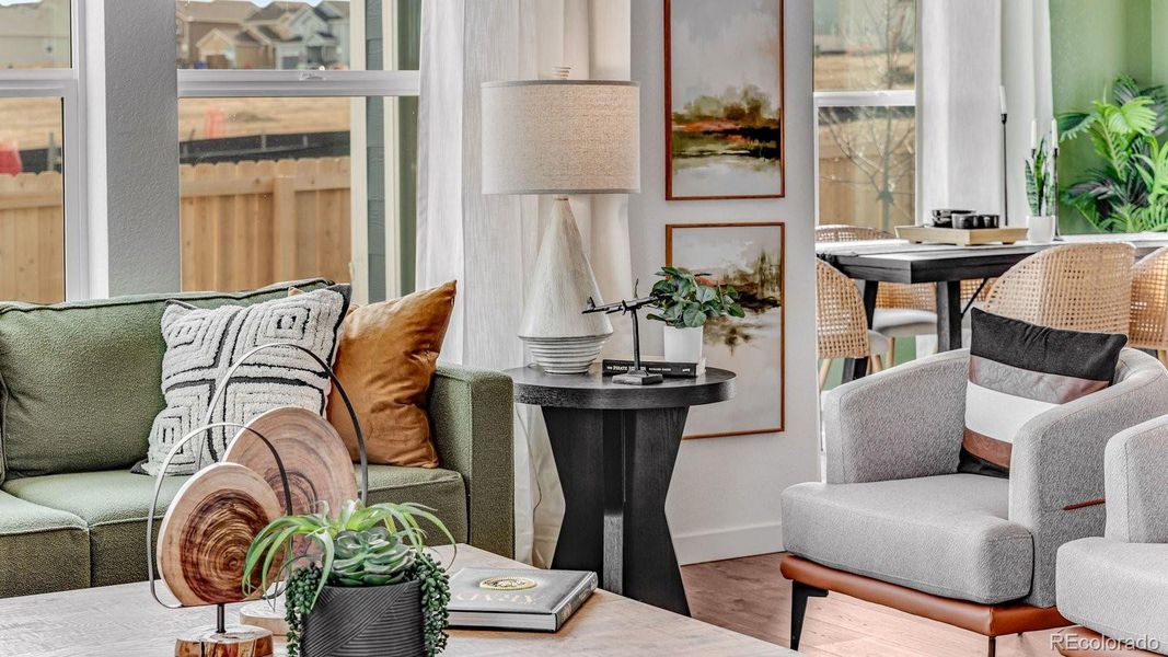 Furnished interior view inside a new home in Prairie Song, Windsor (Image 28).