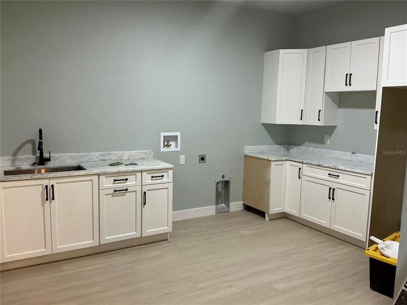 Furnished interior view inside a new home in , Deland (Image 14).