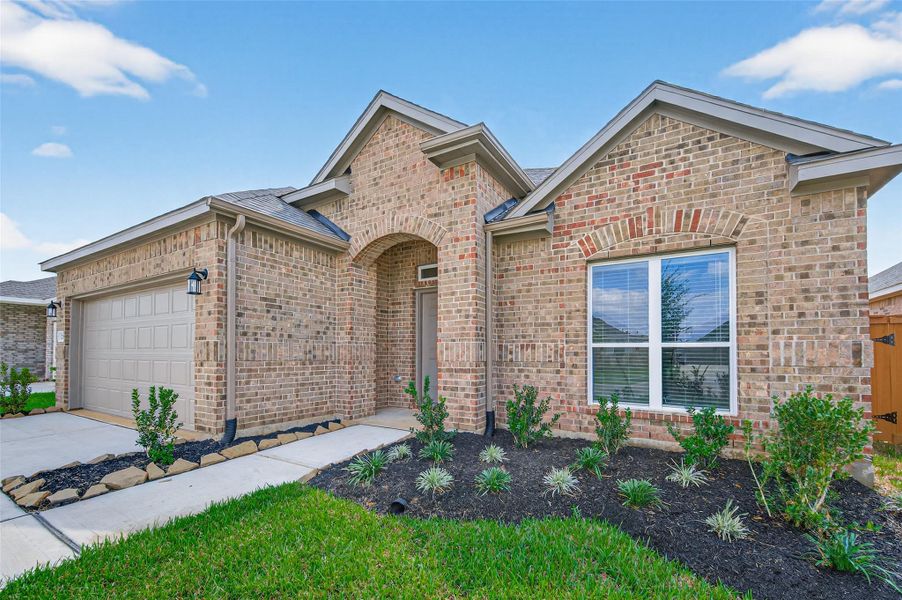 Exterior details and patio area of a home in Cypress Green, Hockley (Image 22).