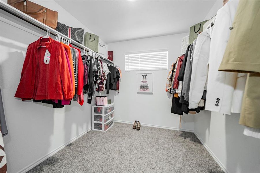 Image 33 of a home in .