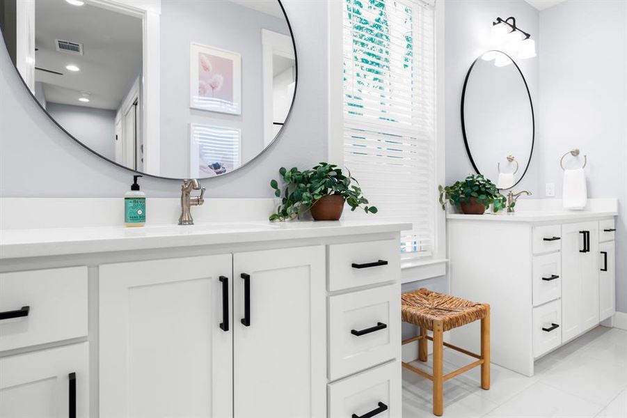 Furnished interior view inside a new home in , Waco (Image 12).