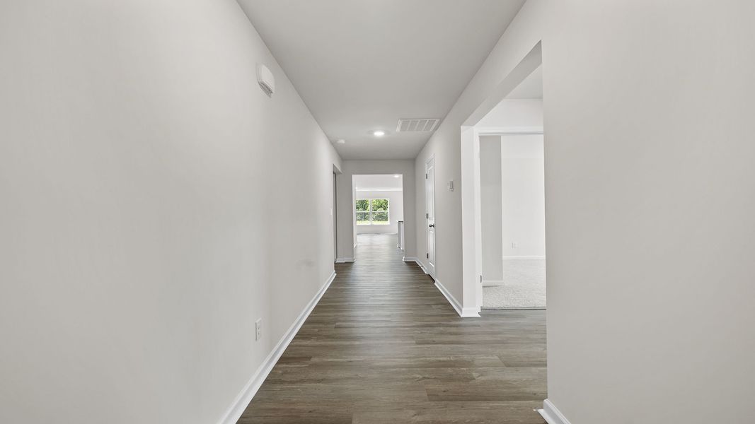 Spacious, unfurnished interior of a new home in Spring Ridge, Anderson (Image 15).