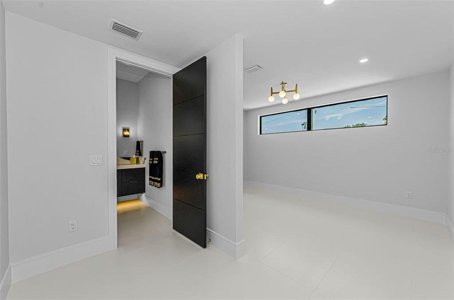 Spacious, unfurnished interior of a new home in , Treasure Island (Image 65).