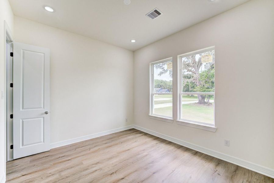 3rd bedroom 3rd bedroom