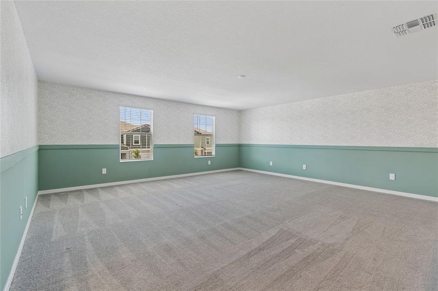 Spacious, unfurnished interior of a new home in , Land O' Lakes (Image 26).