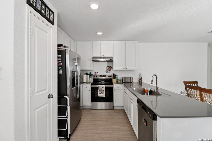 Furnished interior view inside a new home in Navarro Ranch, Seguin (Image 4).