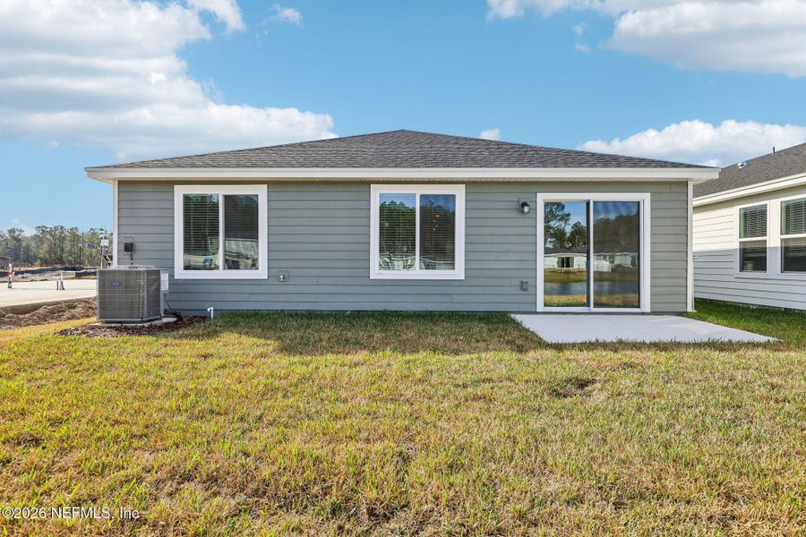 Exterior details and patio area of a home in Kings Preserve, Jacksonville (Image 4).