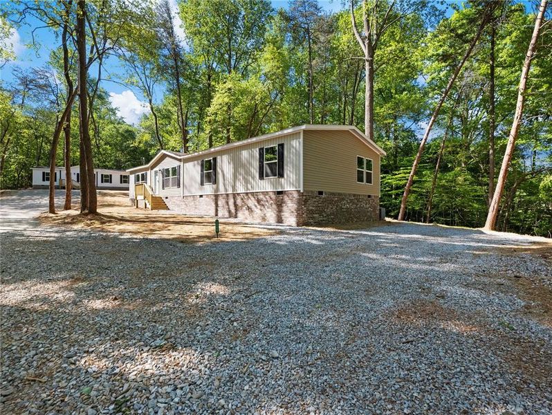 Exterior details and patio area of a home in , Gainesville (Image 20).