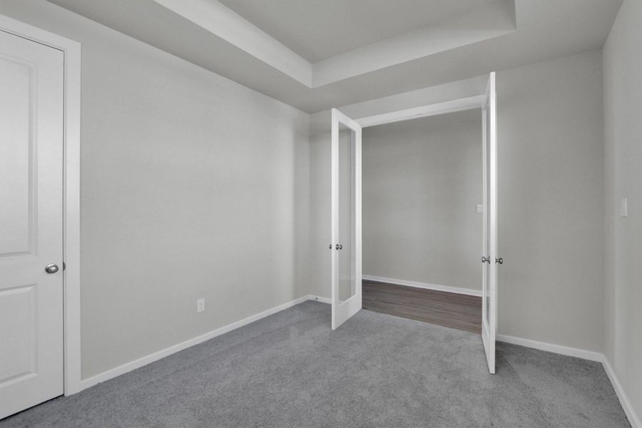 Spacious, unfurnished interior of a new home in Canterra Creek  60', Rosharon (Image 18).