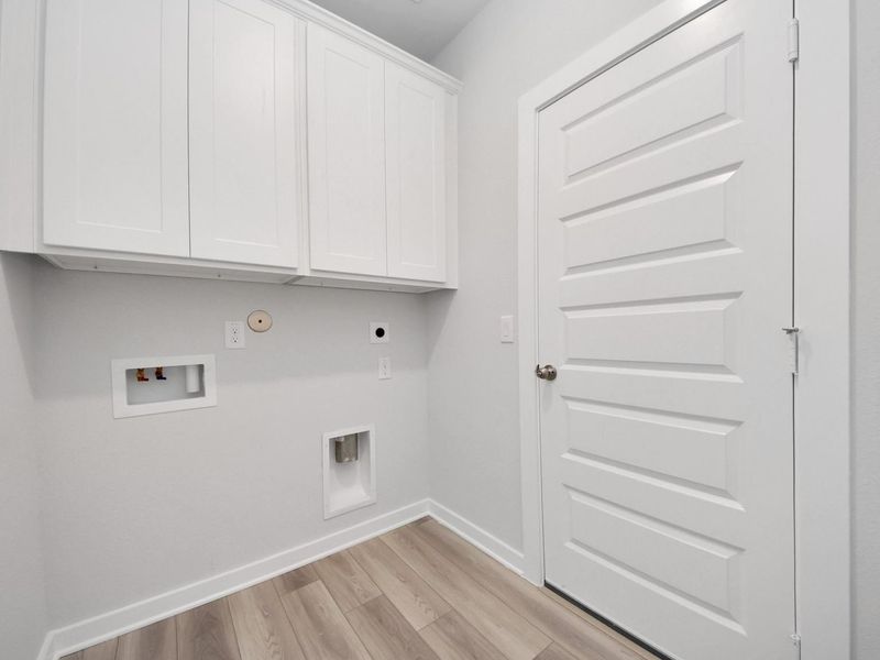Spacious, unfurnished interior of a new home in Windmill Estates, Magnolia (Image 47).