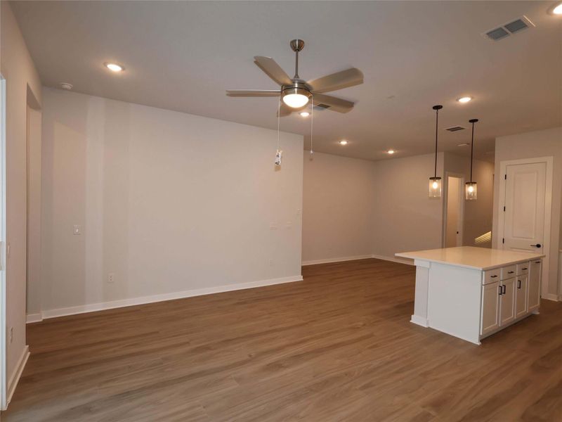 Spacious, unfurnished interior of a new home in Cedar Brook, Leander (Image 15). Spacious, unfurnished interior of a new home in Cedar Brook, Leander (Image 15).
