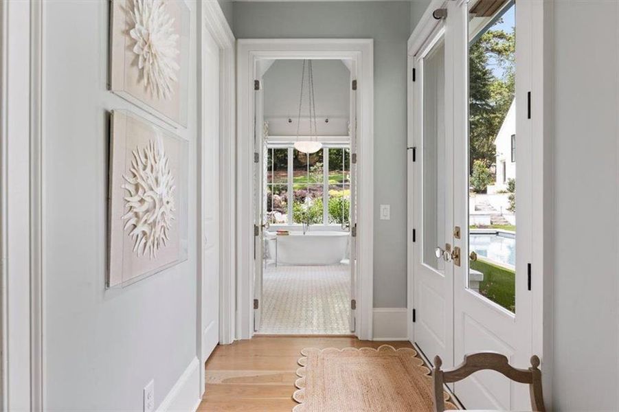 Spacious, unfurnished interior of a new home in , Roswell (Image 20).