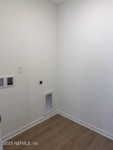 Spacious, unfurnished interior of a new home in Copes Landing, Jacksonville (Image 21). Spacious, unfurnished interior of a new home in Copes Landing, Jacksonville (Image 21).