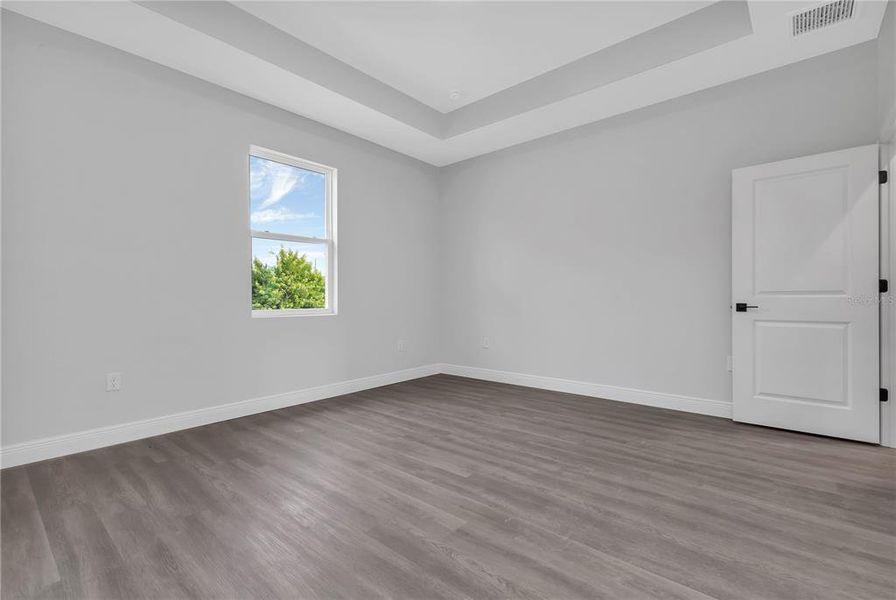 Spacious, unfurnished interior of a new home in , Port Charlotte (Image 26). Spacious, unfurnished interior of a new home in , Port Charlotte (Image 26).
