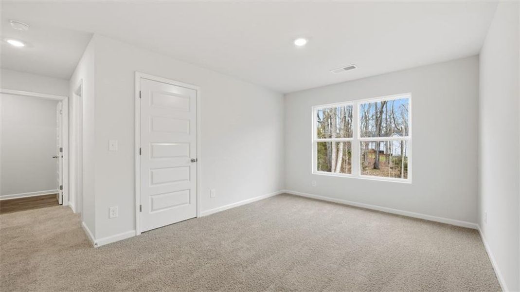 Spacious, unfurnished interior of a new home in Jackson Landing, Jefferson (Image 21).