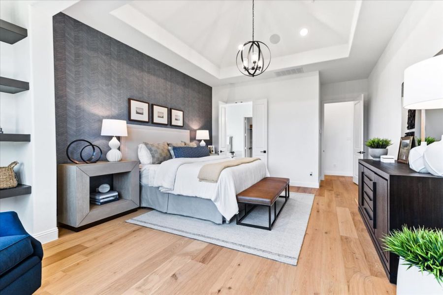 Furnished interior view inside a new home in Nelson Lake, Rockwall (Image 23).