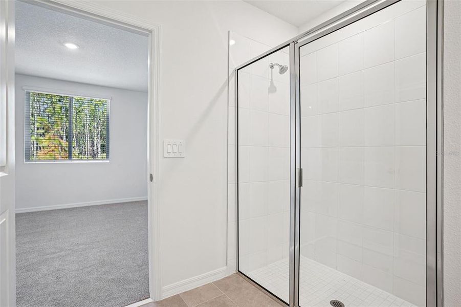 Spacious, unfurnished interior of a new home in Ridgehaven - Villas, Ormond Beach (Image 29).