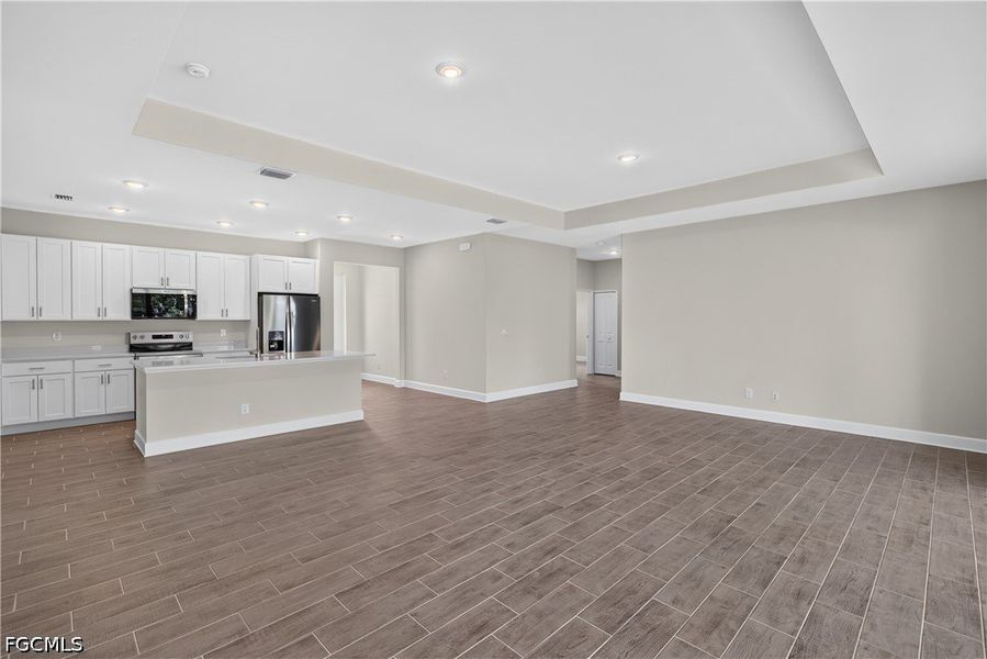 Spacious, unfurnished interior of a new home in Cape Coral, Cape Coral (Image 14). Spacious, unfurnished interior of a new home in Cape Coral, Cape Coral (Image 14).